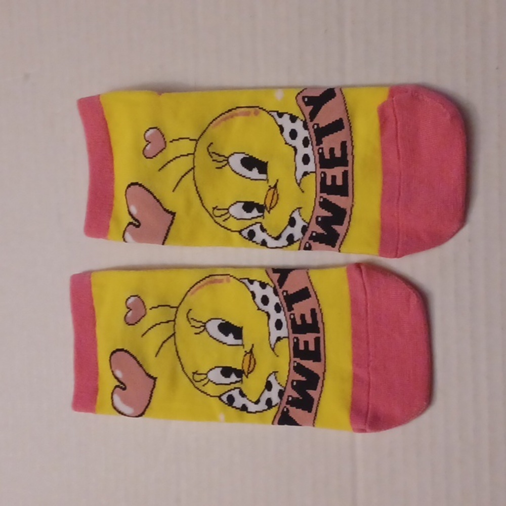 4/$30 New Tweety Bird Ankle Socks - One Size (Women)